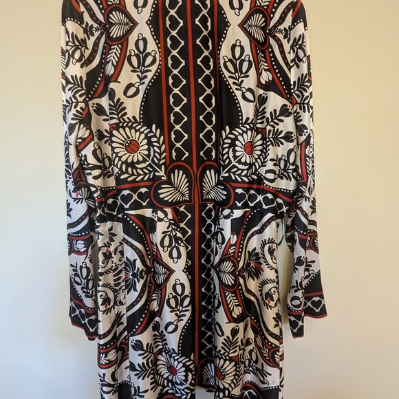 FARM Rio Black and White Mini Dress with Red Details - Picture 4 of 10